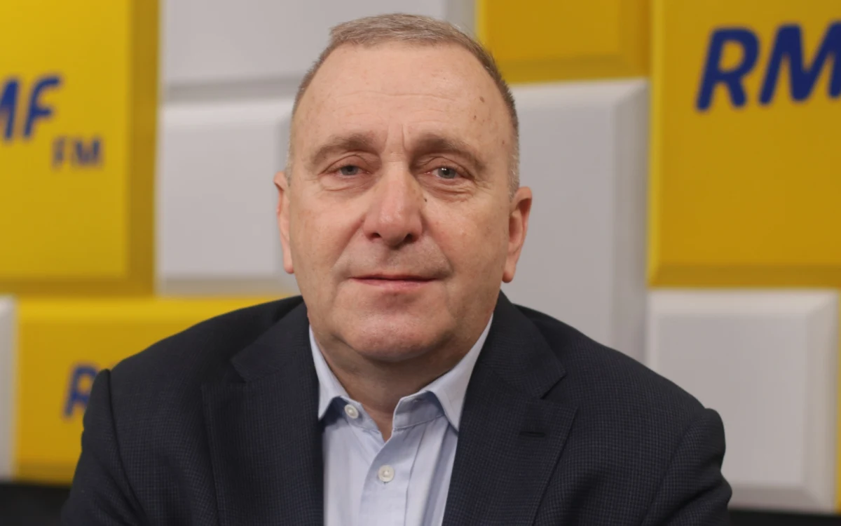 ​Premier Mateusz Morawiecki nie powinien publikować wyroku Trybunału Konstytucyjnego ws. aborcji – uważa Grzegorz Schetyna. Poseł PO i były przewodniczący tego ugrupowania argumentuje to… epidemią koronawirusa w Polsce. "Sugeruję premierowi Morawieckiemu, żeby wziął pod uwagę możliwość dalszych demonstracji, zaognienia sytuacji w Polsce, które będą na pewno następować po publikacji" – oświadczył gość Porannej rozmowy w RMF FM. 