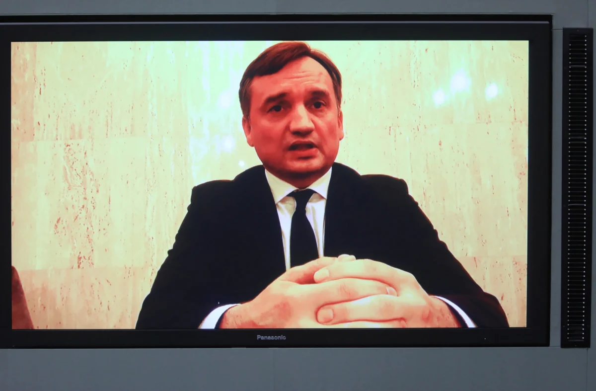 Sejm odrzucił we wtorek wieczorem wniosek Koalicji Obywatelskiej o wyrażenie wotum nieufności wobec ministra sprawiedliwości Zbigniewa Ziobry.