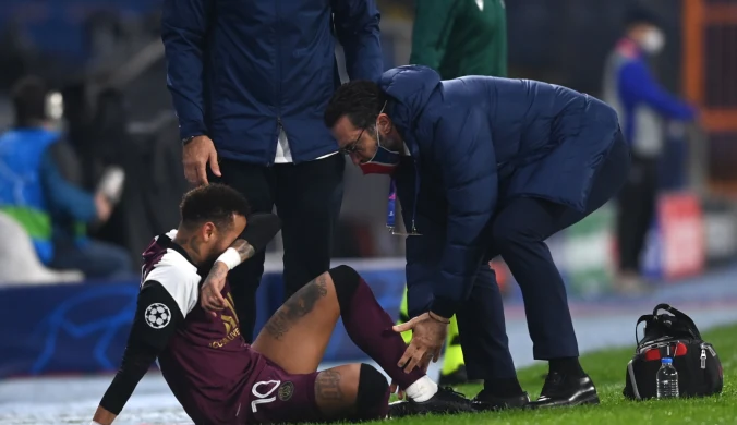 Liga Mistrzów. Faworyci bez straty gola, kontuzja Neymara