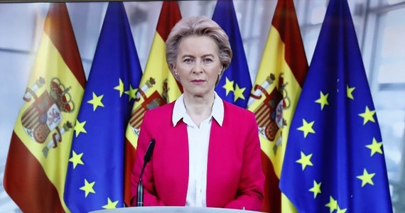 Szefowa Komisji Europejskiej Ursula von der Leyen w środę zabrała głos w sprawie odbywających się w Polsce protestów dotyczących prawa do aborcji. Jak podkreśliła, silne prawa kobiet to osiągnięcie i nie powinno się cofać w tej sprawie.