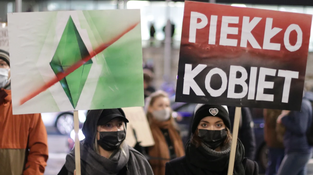 Kolejny dzień strajku kobiet. W całym kraju ponownie miały protesty przeciwko orzeczeniu Trybunału Konstytucyjnego w sprawie aborcji. Manifestacje odbywały się m.in. w Warszawie, Poznaniu, Krakowie i Trójmieście. 