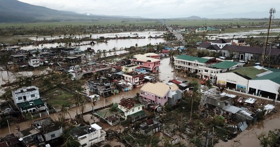 Super Tajfun Goni uderzył w Filipiny.  Liczba ofiar rośnie