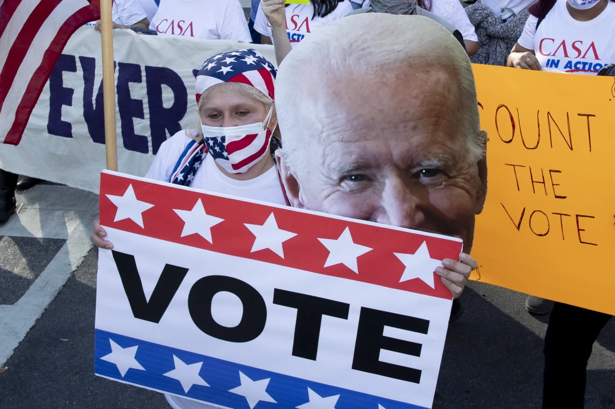 Zwyciężymy w tych wyborach – oświadczył w Wilmington w stanie Delaware demokrata Joe Biden. W USA trwa końcowe liczenie głosów, 78-letni kandydat na prezydenta powiększa przewagę w kluczowej Pensylwanii.