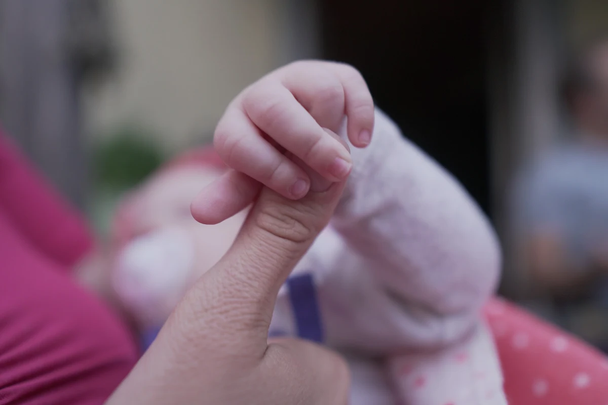 Para ze stanu Michigan, która ma 14 synów, prawie 30 lat po narodzinach pierwszego syna powitała na świecie pierwszą córkę.