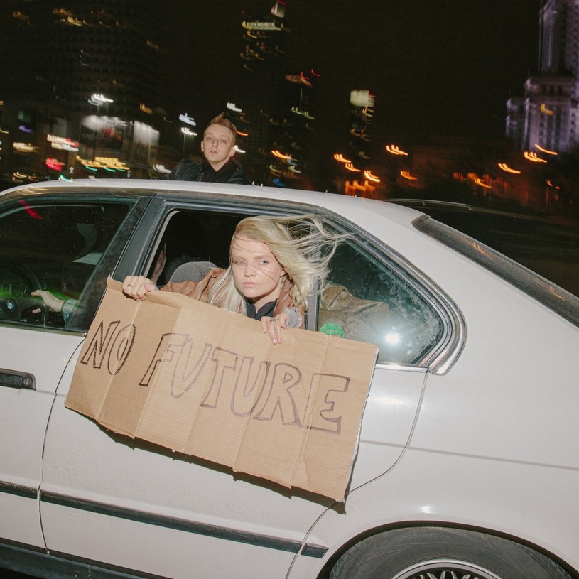 "No Future" to bardzo wymowny tytuł nowego singla Margaret. Do współpracy przy tym utworze artystka zaprosiła jednego z najbardziej oryginalnych raperów młodego pokolenia - Kukona.