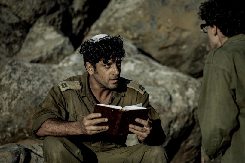 "Dolina Łez" to oparta na faktach opowieść o wojnie Jom Kippur z punktu widzenia kilkorga młodych ludzi, którzy brali w niej udział. Premiera serialu w czwartek, 12 listopada, w HBO GO. 