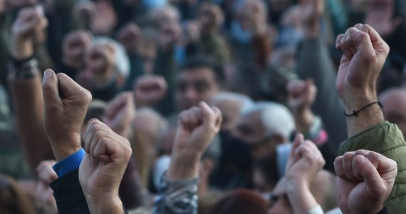 Rosja na prośbę Organizacji Narodów Zjednoczonych rozmawia z Armenią i Azerbejdżanem o możliwej obecności struktur oenzetowskich w Górskim Karabachu - poinformował minister spraw zagranicznych Rosji Siergiej Ławrow. Wymienił w tym kontekście agendy ONZ ds. uchodźców oraz rozwoju.