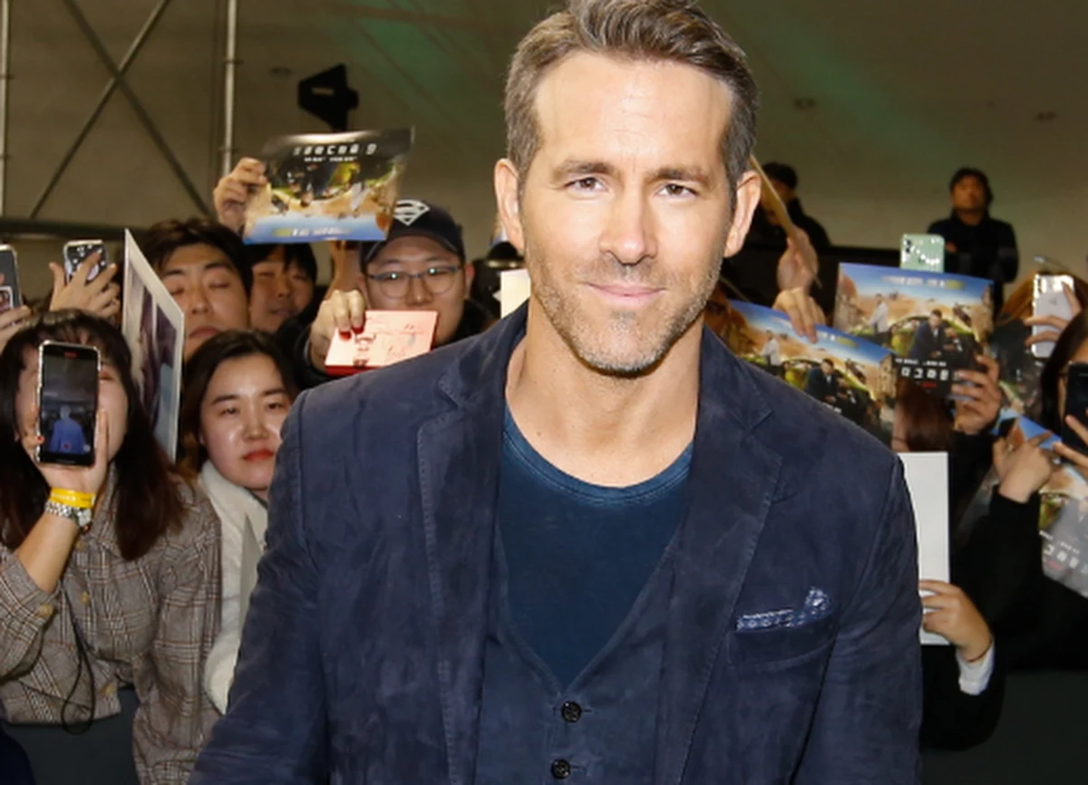 Za dwa i pół miliona dolarów znani hollywoodzcy aktorzy Ryan Reynolds i Rob McElhenney kupili jeden z najstarszych klubów piłkarskich świata - walijski Wrexham. "To się dzieje naprawdę" - powiedział Reynolds.