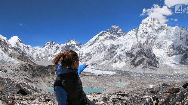 Magdalena Lassota pochodzi z nizin, ale kocha wysokie góry oraz podróże. Spędziła dwa miesiące w namiocie pod Mount Everest. Fotografowała ludzi, którzy zdobyli najwyższy szczyt świata. Teraz pisze o nich książkę. Namawia kobiety, aby spróbowały wędrówek po górach. Nawet, jeśli miałyby zdecydować się na samotną wycieczkę. Dlaczego tak uważa? Zobacz fragment 4. odcinka programu. 