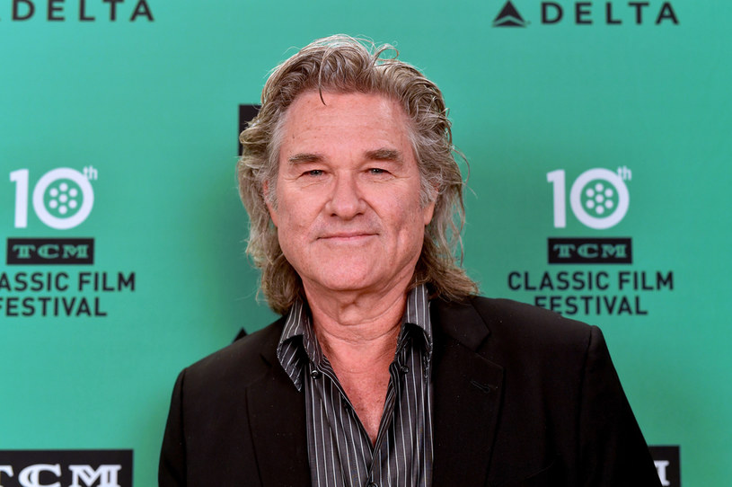 Kurt Russell, hollywoodzki gwiazdor, który jak ognia unika publicznego wypowiadania się na tematy związane z polityką, teraz postanowił nakłonić do tego samego swoich kolegów po fachu. Uważa on bowiem, że ludzie pracujący w branży rozrywkowej powinni skoncentrować się na swojej roli, a jest nią - zdaniem Russella - rozbawianie publiczności. "Jesteśmy tylko nadwornymi błaznami" - stwierdził.