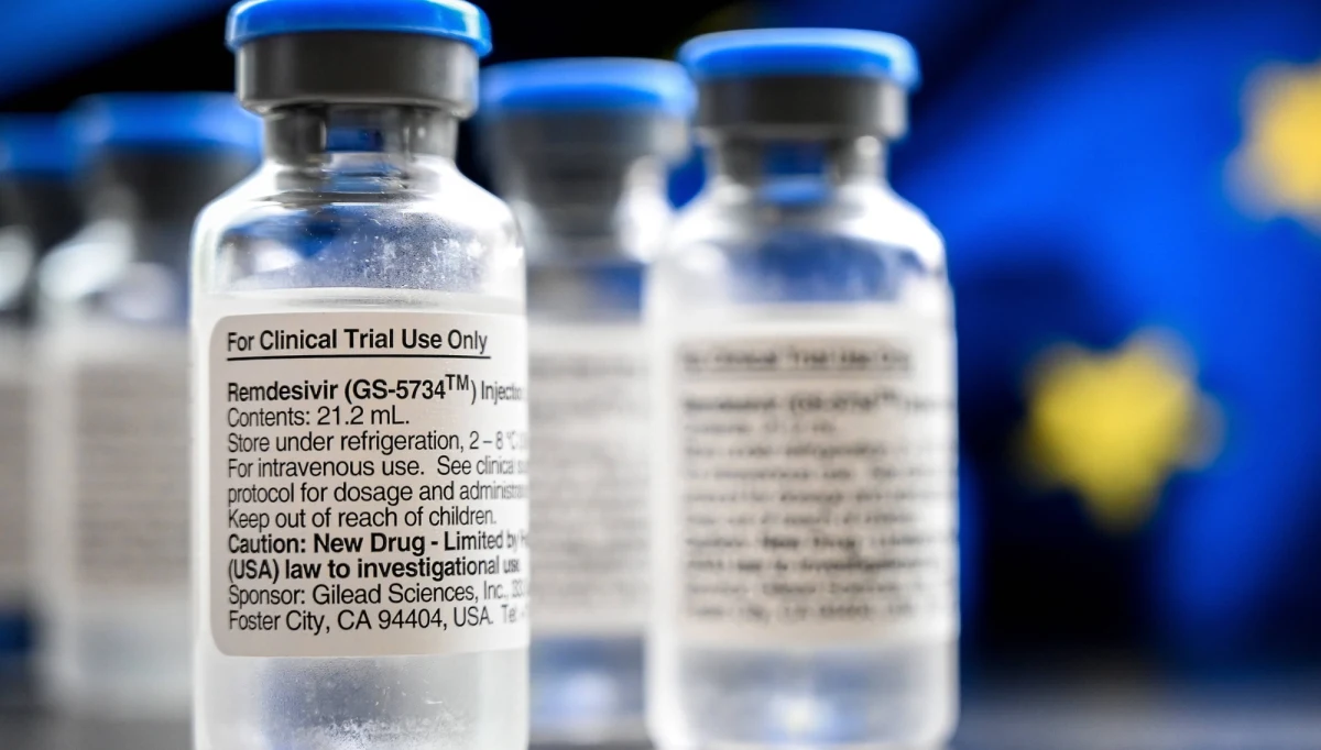 „Nie zmieniamy rekomendacji ws. podawania chorym na Covid-19 leku remdesivir, mimo opinii WHO. To nadal jedyny lek przeciwwirusowy, który przynosi korzyść podany w odpowiednim czasie” – mówi w rozmowie z RMF FM prof. Robert Flisiak, prezes Polskiego Towarzystwa Epidemiologów i Lekarzy Chorób Zakaźnych. Światowa Organizacja Zdrowia odradza jednak stosowanie go, twierdząc, że brak dowodów na jego skuteczność. 