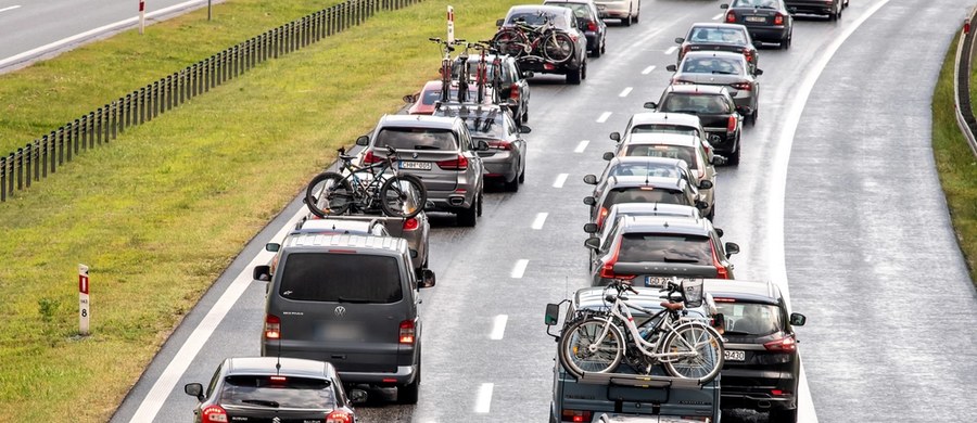 Będą utrudnienia w ruchu na łódzkim odcinku A1. Z powodu prowadzonych prac, do piątku należy się spodziewać zatrzymań ruchu - informuje Maciej Zalewski z łódzkiego oddziału GDDKiA.