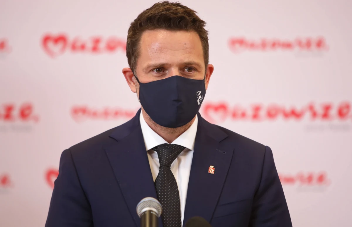 Rządy Polski i Węgier udowodniły, że są gotowe zaryzykować ogólnounijny kryzys polityczny - napisali we wspólnym oświadczeniu prezydent Warszawy Rafał Trzaskowski i burmistrz Budapesztu Gergely Karacsony. Włodarze chcą walczyć o bezpośredni dostęp samorządów do środków UE.