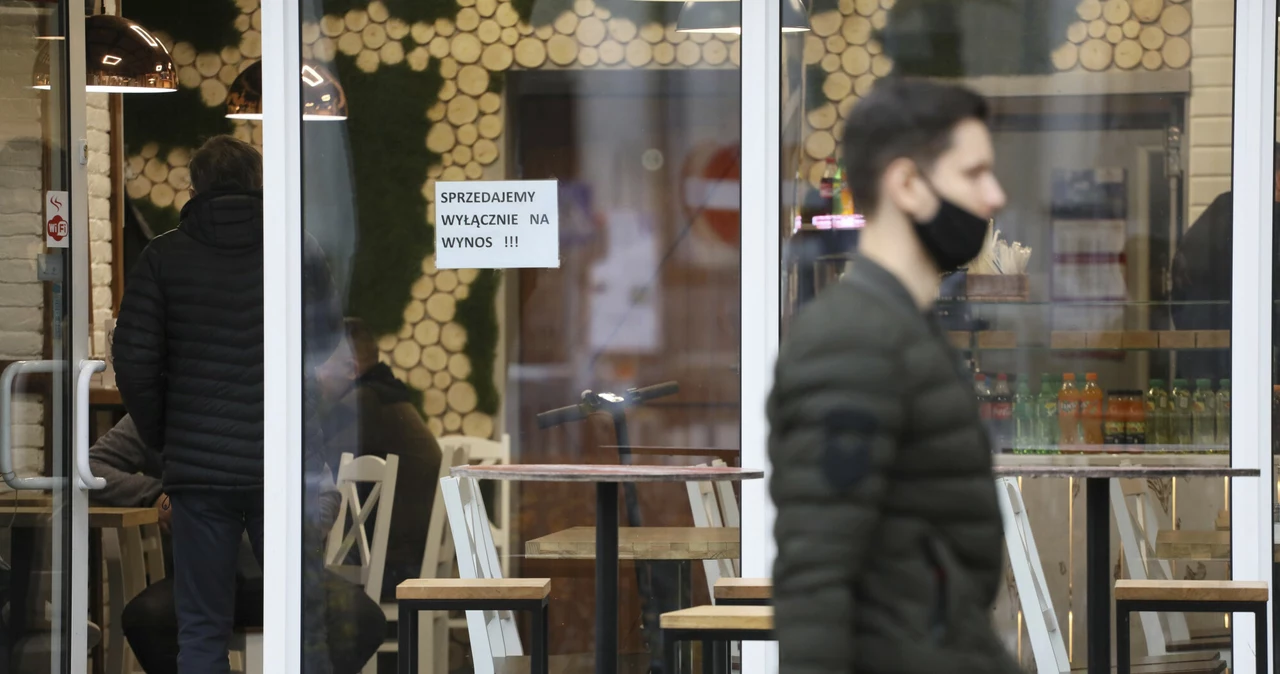 Gastronomia działa wyłącznie na wynos