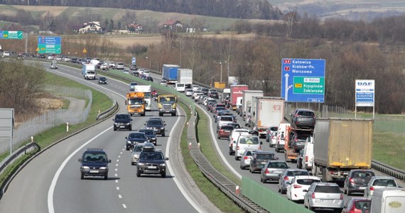 Kierowca Na A4 Uciekal Przed Policja Nie Mial Prawa Jazdy Nagranie Wroclaw Eska Pl