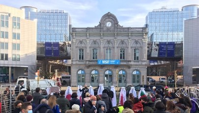 Strajk Kobiet: Parlament Europejski murem za manifestującymi w Polsce