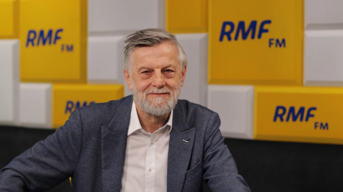 „Sejm nie ma pola manewru do momentu, kiedy orzeczenie Trybunału Konstytucyjnego w sprawie aborcji zostanie opublikowane. Prezydent uważa, że powinno ono zostać opublikowane niezwłocznie” – przyznał w Porannej rozmowie w RMF FM Andrzej Zybertowicz. Doradca prezydenta zaznaczył, że Andrzej Duda jest „przeciw aborcji w każdej postaci”. Gość Roberta Mazurka odniósł się także do kwestii terminu wydania wyroku Trybunału, który przypadł na koniec października. "Porażkę odnieśli Ci, którzy nie wyczuli nastrojów społecznych. Niefortunne było wydanie tego orzeczenia w takim terminie" - przyznał Zybertowicz