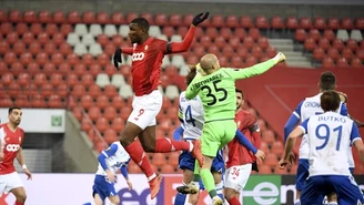 Standard Liege - Lech Poznań 2-1. Bednarek: A mówiliśmy sobie, żeby nie dostać drugiej żółtej kartki