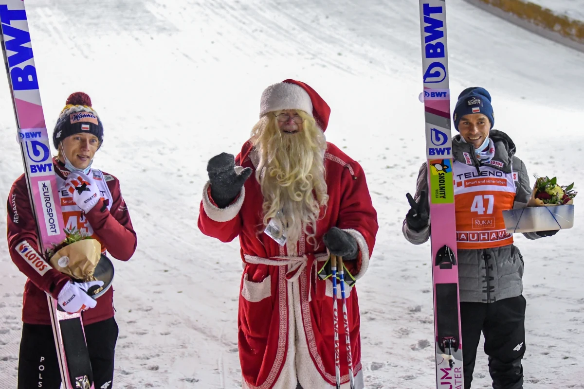 Dziś w fińskiej Ruce odbędzie się kolejny konkurs Pucharu Świata w skokach narciarskich. Do poprzedzających go kwalifikacji przystąpi sześciu Polaków. Wczoraj biało-czerwoni spisali się bardzo dobrze. Piotr Żyła zajął drugie, a Dawid Kubacki trzecie miejsce.