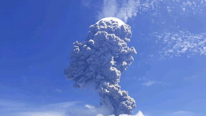 Wybuch wulkanu w Indonezji. Ewakuowano kilka tys. ludzi