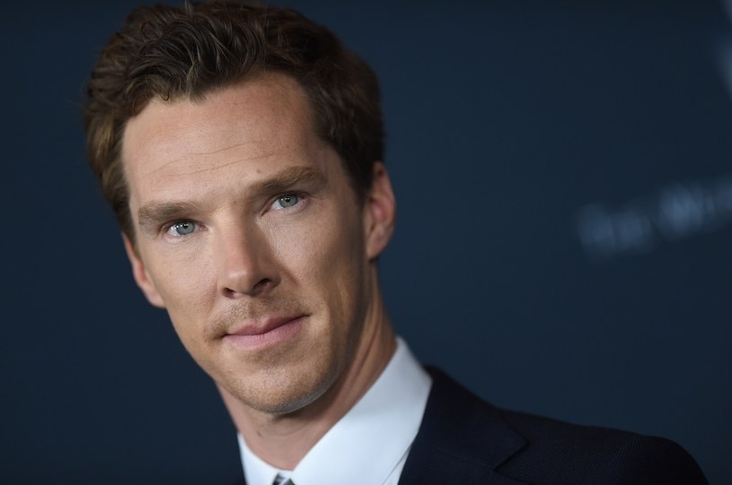 Trwają prace nad filmem biograficznym poświęconym znanemu artyście Louisowi Wainowi. Jego rolę zagra gwiazdor serialu "Sherlock" Benedict Cumberbatch. Dla tego aktora nie będzie to pierwszy występ w filmie biograficznym. Wcześniej wcielił się już m.in. w postać Alana Turinga w "Grze tajemnic" oraz w Thomasa Alvę Edisona w filmie "Wojna o prąd".