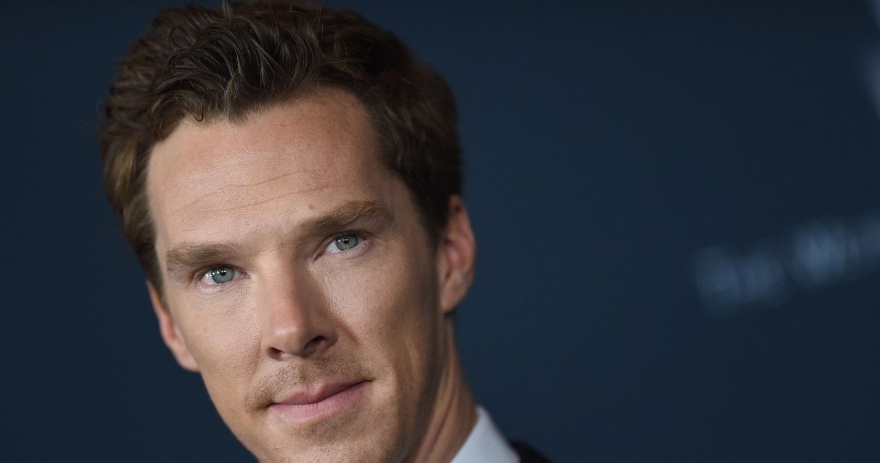 Trwają prace nad filmem biograficznym poświęconym znanemu artyście Louisowi Wainowi. Jego rolę zagra gwiazdor serialu "Sherlock" Benedict Cumberbatch. Dla tego aktora nie będzie to pierwszy występ w filmie biograficznym. Wcześniej wcielił się już m.in. w postać Alana Turinga w "Grze tajemnic" oraz w Thomasa Alvę Edisona w filmie "Wojna o prąd".