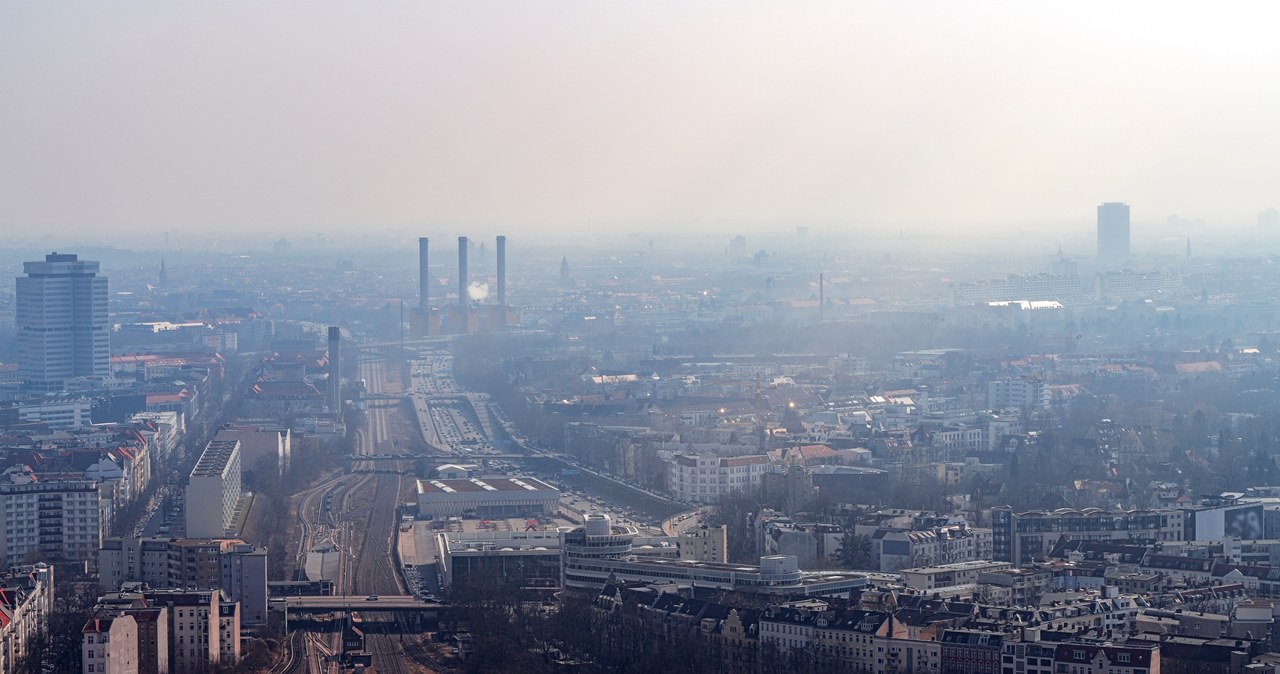 Nowe, badanie, obejmujące, dane, około, 1400, stacji, monitorujących, jakość, powietrza, Chinach, wykazało, wraz, spadkiem, jako Im gorsze powietrze, tym więcej samobójstw. Naukowcy zszokowani