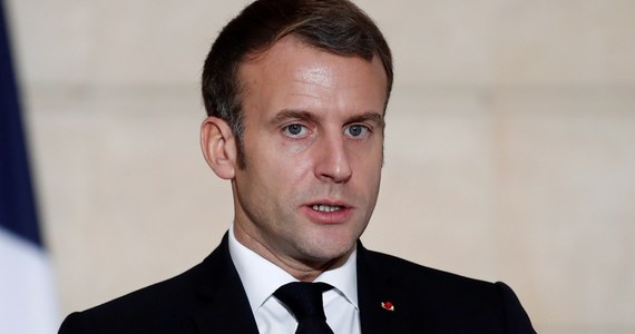 Prezydent Francji Emmanuel Macron zapowiedział, że Francja powinna być gotowa do rozpoczęcia programu szczepień przeciwko koronawirusowi na wielką skalę między kwietniem a czerwcem przyszłego roku.
