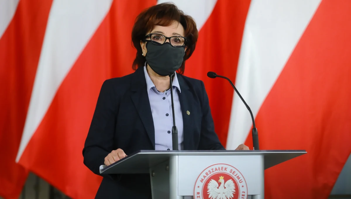 Marszałek Sejmu Elżbieta Witek napisała list do przewodniczącej Izby Reprezentantów Królestwa Niderlandów Khadiji Arib, w którym wyraziła "zdumienie" i "rozczarowanie" przyjęciem przez tę izbę wniosku wzywającego holenderski rząd do złożenia skargi przeciwko Polsce do TSUE. 