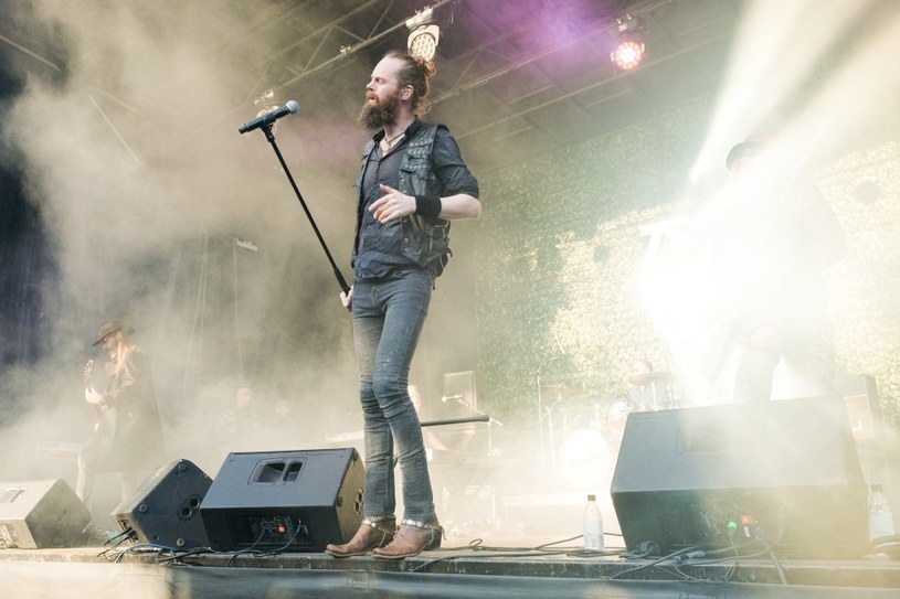 Kolejnych ośmiu wykonawców, tym postmetalowcy z islandzkiej grupy Sólstafir, uzupełniło skład Mystic Festivalu 2021. Tym samym impreza zamknęła swój imponujący skład. 