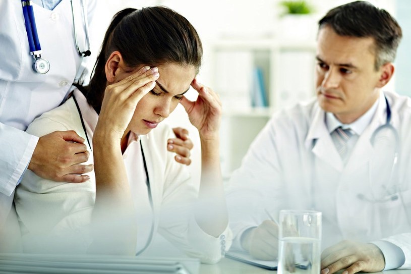 4 Rodzaje Bólu Głowy Które Sygnalizują że Warto Iść Do Lekarza Kobieta W Interiapl 6271