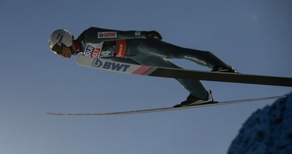 Skoczkowie narciarscy zmierzą się dzisiaj w Planicy - na zakończenie mistrzostw świata w lotach - w rywalizacji drużynowej. W walce o medale powinni się liczyć Polacy, wśród faworytów są również Niemcy i Norwegowie.