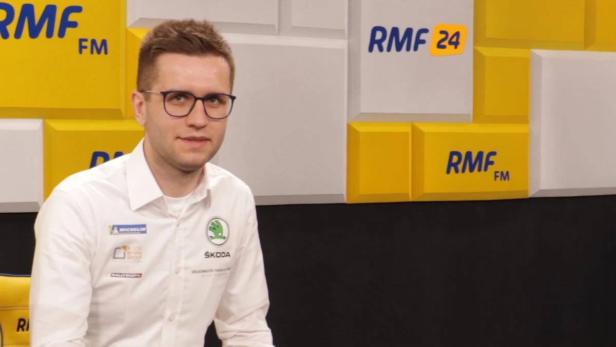 Mikołaj Marczyk i jego pilot Szymon Gospodarczyk mają za sobą pierwszy sezon startów na poziomie mistrzostw Europy. W zmaganiach juniorskich zajęli 4. lokatę, a cały cykl ukończyli na miejscu 8. Jak mistrzowie Polski z 2019 roku odnaleźli się w międzynarodowej rywalizacji? Co ich zaskoczyło i jak chcą wykorzystać zebrane doświadczenie? Z Mikołajem Marczykiem rozmawiał dziennikarz RMF FM Patryk Serwański.