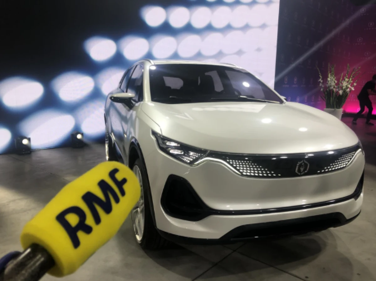 Fabryka polskich elektrycznych samochodów Izera ma powstać w Jaworznie. Spółka ElectroMobility Poland wybrała lokalizację dla zakładów produkujących w zamierzeniu nawet 200 tysięcy samochodów rocznie. 