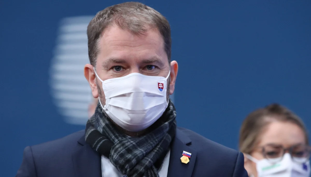 ​Premier Słowacji Igor Matovič podczas radiowego wywiadu nazwał swojego ministra gospodarki Richarda Sulika "idiotą". Szef rządu wini swojego współpracownika za opóźnienia przy zakupie testów antygenowych na koronawirusa.