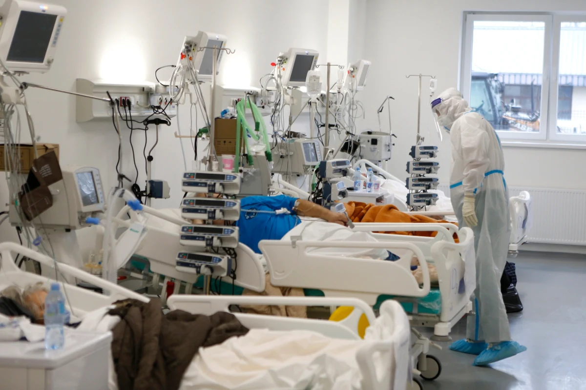 Ministerstwo Zdrowia poinformowało o 11 267 nowych zakażeń koronawirusem. W ciągu ostatniej doby zmarły 483 osoby. Ogółem w Polsce koronawirusem zaraziło się 1 194 110 osób. 25 254 pacjentów zmarło.