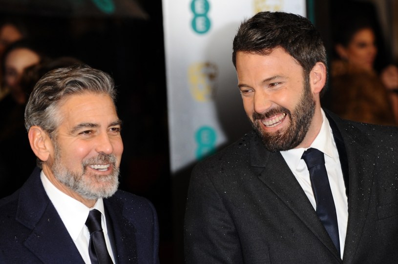 George Clooney, który wcielił się w tytułową rolę w filmie "Batman i Robin", w powszechnej opinii fanów uznawany jest za najgorszego odtwórcę postaci Batmana w historii kina. Opinię tę podziela sam aktor, który w kilku ostatnio udzielonych wywiadach często zgadza się z krytyką kreowanej przez niego postaci. W ostatnim z nich poszedł nawet o krok dalej i przyznał, że odradzał przyjęcie roli Batmana Benowi Affleckowi.