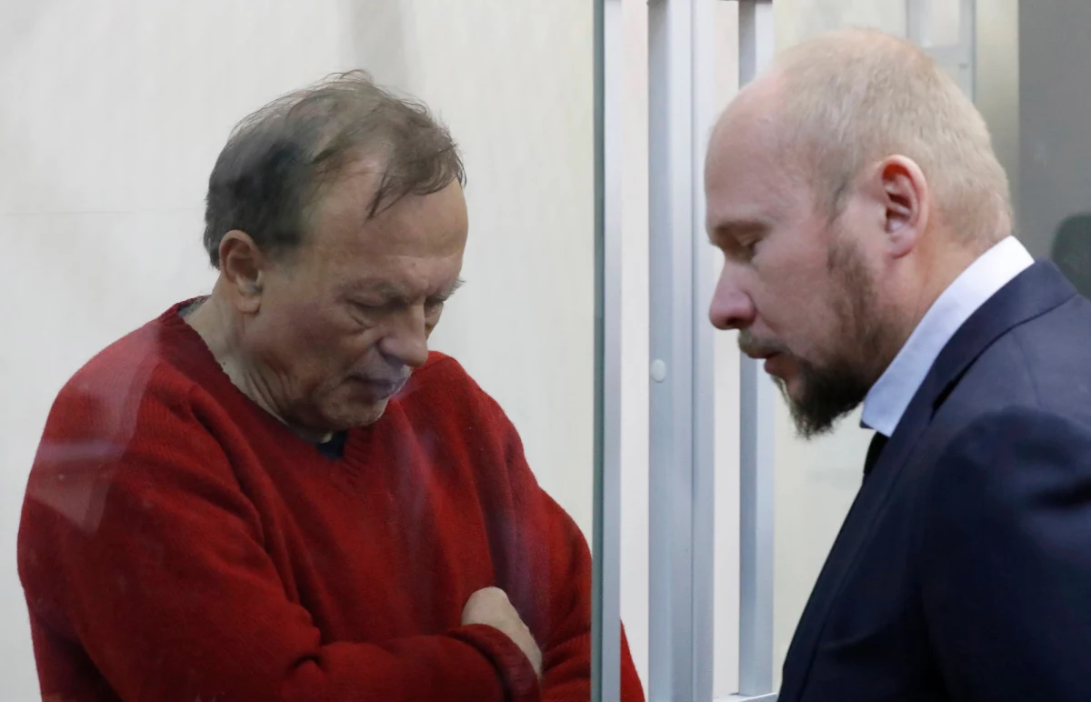 Wybitny rosyjski historyk Oleg Sokołow został w piątek skazany na 12,5 roku więzienia za zamordowanie swojej studentki i kochanki Anastasii Jeszczenko. Morderstwo wstrząsnęło Rosją; odkryto je, gdy naukowiec próbował porzucić fragmenty ciała zabitej.