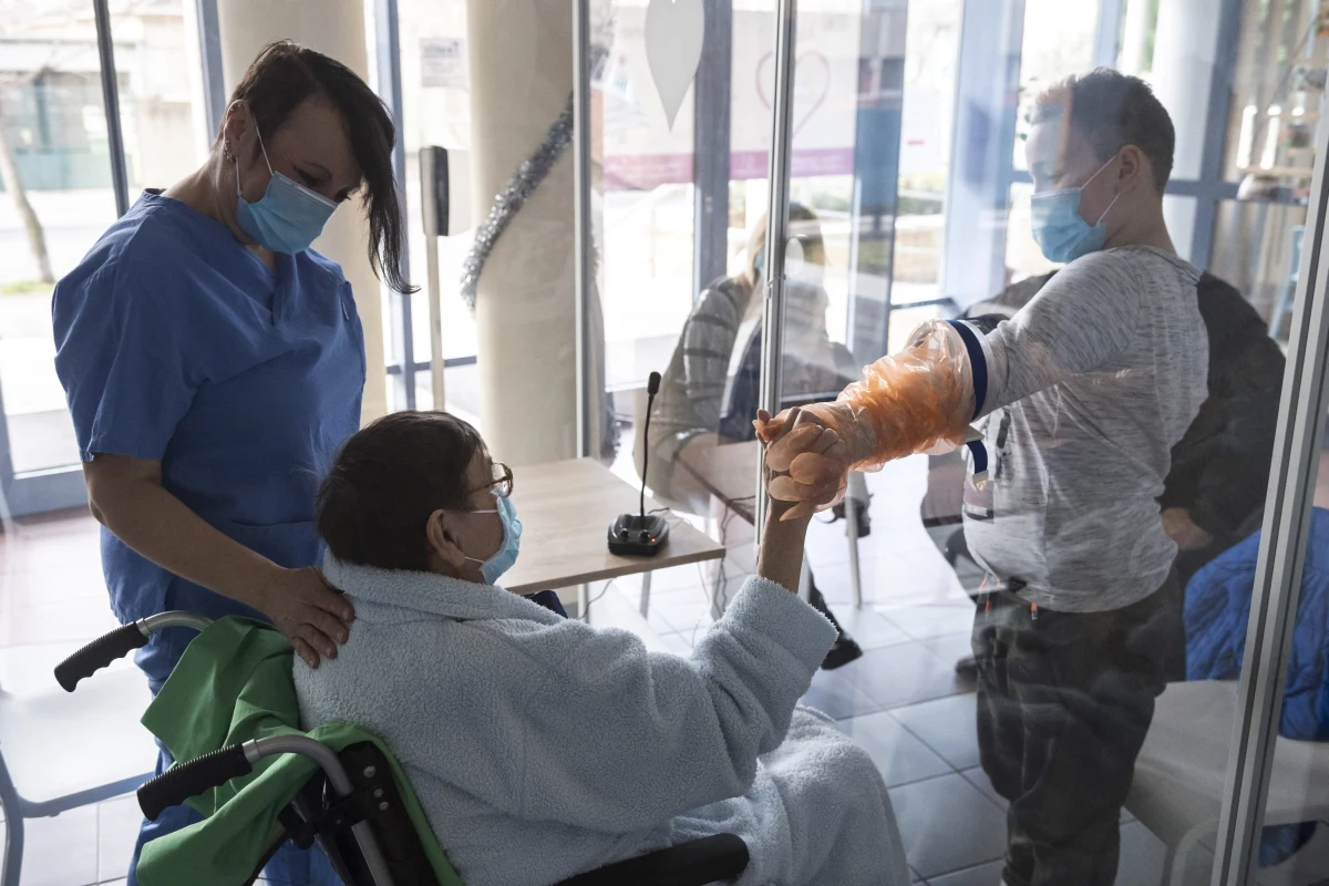 Słowacja odnotowała w czwartek ponad 4 tys. nowych przypadków zakażenia koronawirusem wykrytych przy pomocy testów PCR. To nowy rekord dziennej liczby infekcji potwierdzonych tą metodą - poinformowało w piątek ministerstwo zdrowia.
