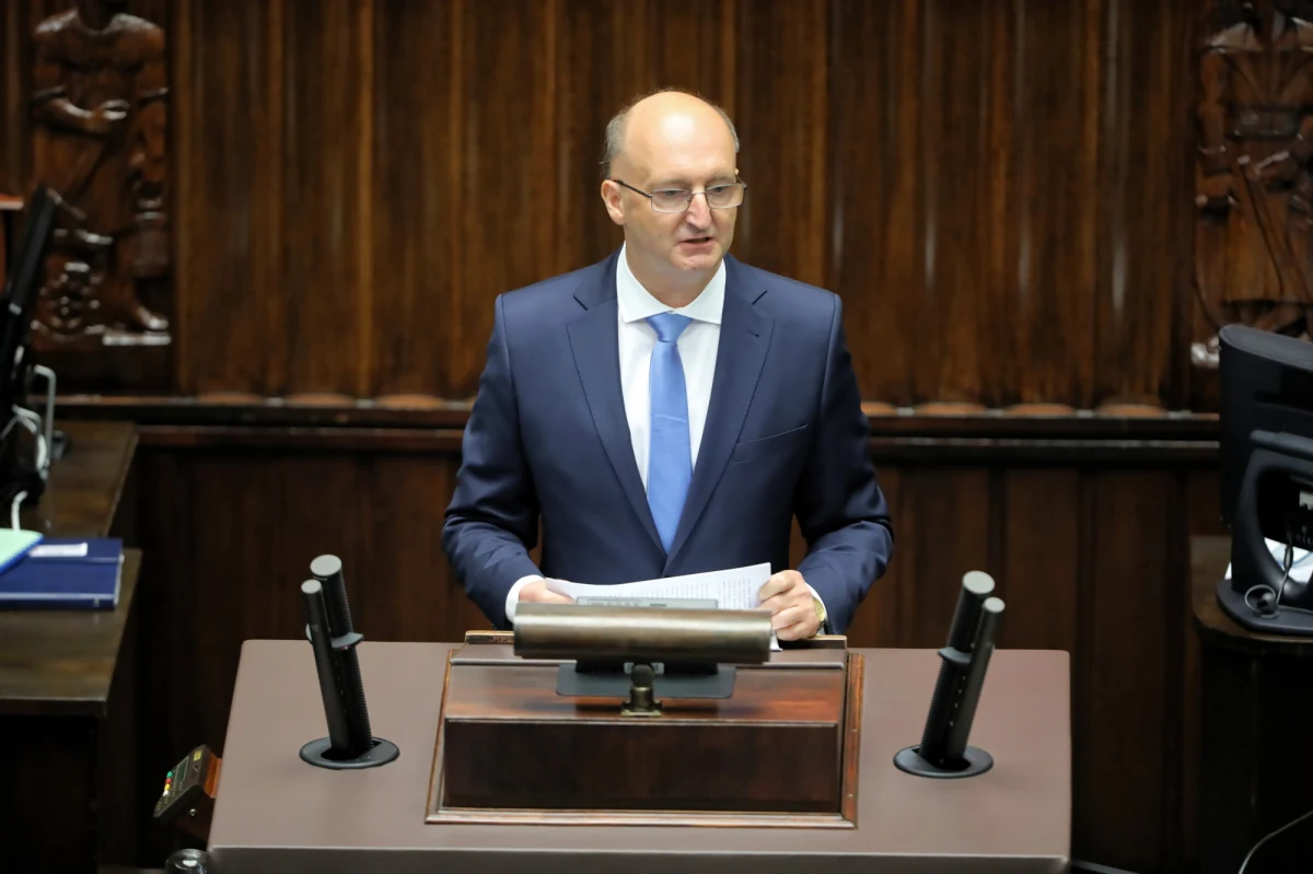 Kandydatura Piotra Wawrzyka na Rzecznika Praw Obywatelskich została już formalnie zgłoszona w Sejmie - poinformowała rzeczniczka PiS Anita Czerwińska. 