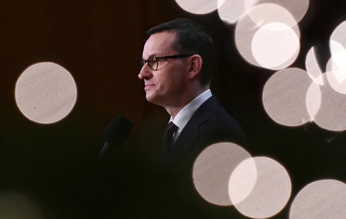 ​Jeżeli potwierdzą się informacje o negatywnych wynikach testów u naszych reprezentantów, to powinni zostać dopuszczeni do udziału w konkursie Turnieju 4 Skoczni w Oberstdorfie; liczę, że wszyscy już we wtorek zobaczymy naszych wspaniałych skoczków w akcji - oświadczył premier Mateusz Morawiecki.