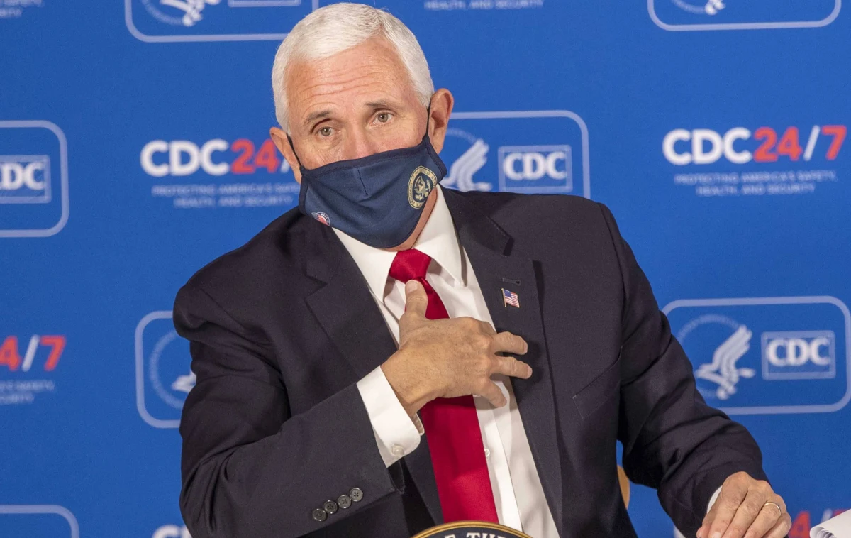 Republikanin Louie Gohmert z Izby Reprezentantów i kilkanaście osób z jego partii wniosło pozew przeciwko wiceprezydentowi Mike'owi Pence'owi, aby unieważnił zwycięstwo wyborczego Joe Bidena nad Donaldem Trumpem. Wniosek złożony został w sądzie federalnym w Teksasie.