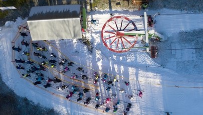 Czy rząd pomylił się, wprowadzając ograniczenia dla narciarzy? Wyjaśniamy