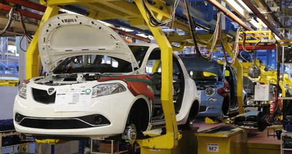 Koncern Fiat Chrysler Automobiles ogłosił, że jego fabryka w Tychach na Śląsku będzie wytwarzać nowe hybrydowe i elektryczne samochody marek Jeep, Fiat i Alfa Romeo. Seryjna produkcja pierwszego z trzech nowych modeli ma rozpocząć się w drugiej połowie 2022 r.