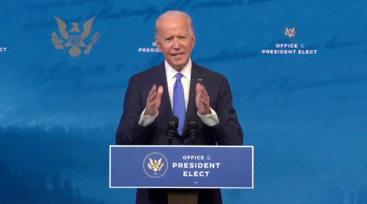 Amerykański prezydent elekt Joe Biden przedstawił swój plan walki z pandemią koronawirusa. Odchodzącemu prezydentowi Donaldowi Trumpowi nie szczędził przy tym słów krytyki za jego podejście do zagrożeń wynikających z rozprzestrzeniania się SARS-CoV-2. W ocenie Bidena Trump nie stanął na wysokości zadania, jeśli chodzi o walkę z epidemią.