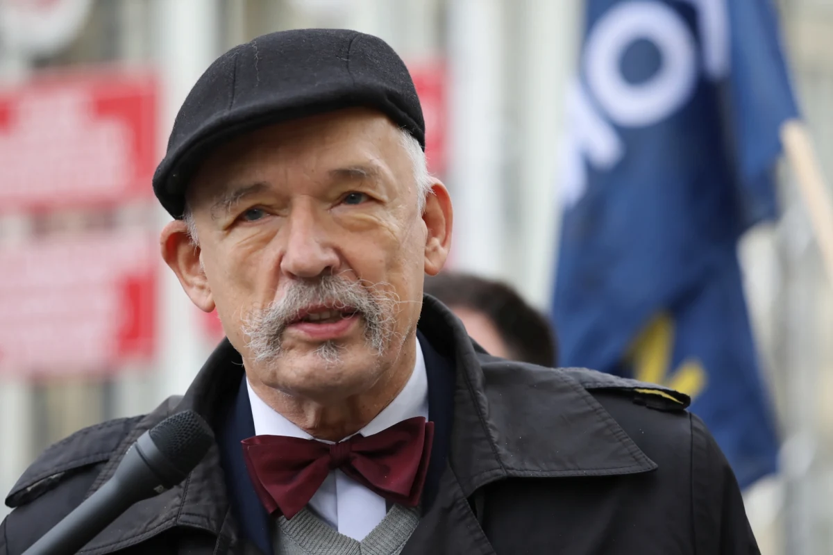 Janusz Korwin-Mikke, który 22 grudnia spowodował kolizję drogową, nie ma ważnego prawa jazdy - dowiedział się reporter RMF FM Krzysztof Zasada. Chodzi o zdarzenie z przedświątecznego wtorku, gdy poseł zderzył się w Otwocku z ciężarówką. 