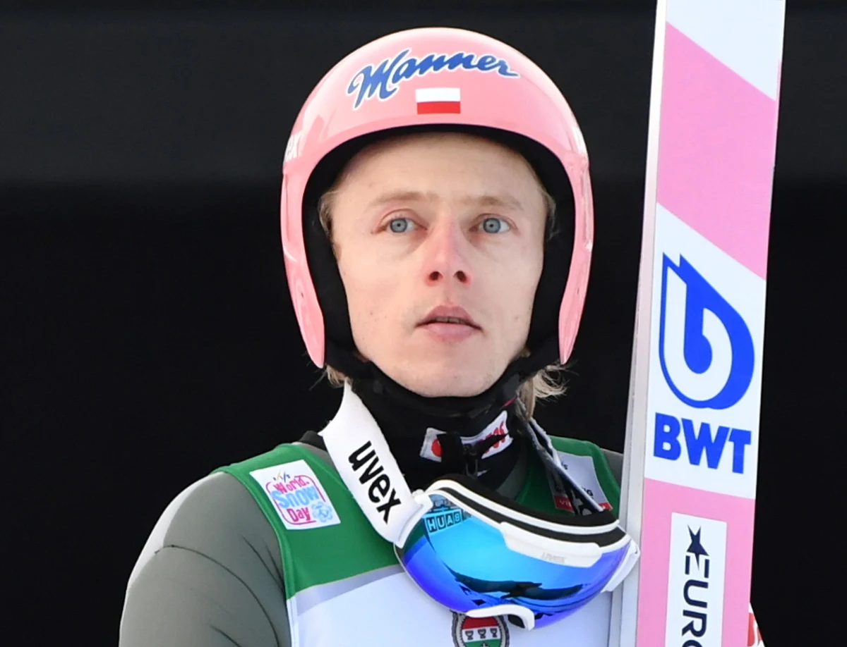 Dawid Kubacki zdobył nagrodę Skok Roku - za największą łączną długość wszystkich prób w zawodach Pucharu Świata w 2020 roku. W 49 skokach narciarskich uzyskał w sumie 6428 m. Drugie miejsce zajął Norweg Marius Lindvik - 6388,5 m, a trzecie Kamil Stoch - 6377,5 m.