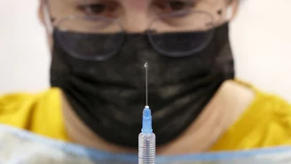 BioNTech i Pfizer chcą zwiększyć produkcję szczepionki. "To nie takie proste"