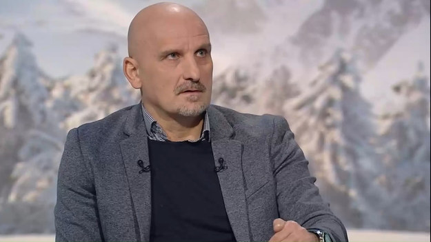 Gościem ostatniego odcinka Cafe Futbol był Jacek Bednarz m.in. były dyrektor sportowy Legii Warszawa i Wisły Kraków. Podczas dyskusji w studiu Bednarz opowiedział o tym jak pracował w zespole "Białej Gwiazdy".