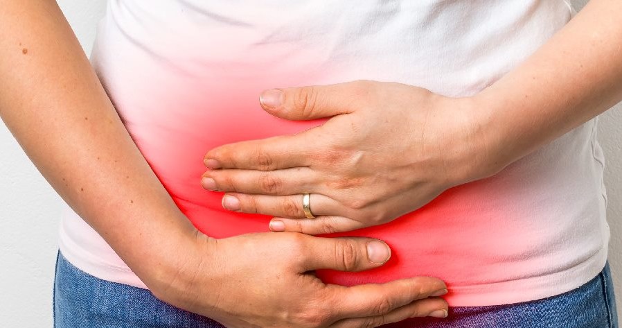 Chińscy lekarze opisują przypadek 27-latki, która niespodziewanie dowiedziała się, że ma w brzuchu jądra, więc biologicznie jest mężczyzną. Ich zdaniem mamy tu do czynienia z rzadką formą wrodzonego przerostu nadnerczy z połączeniem męskich chromosomów płciowych i żeńskich hormonów. 
